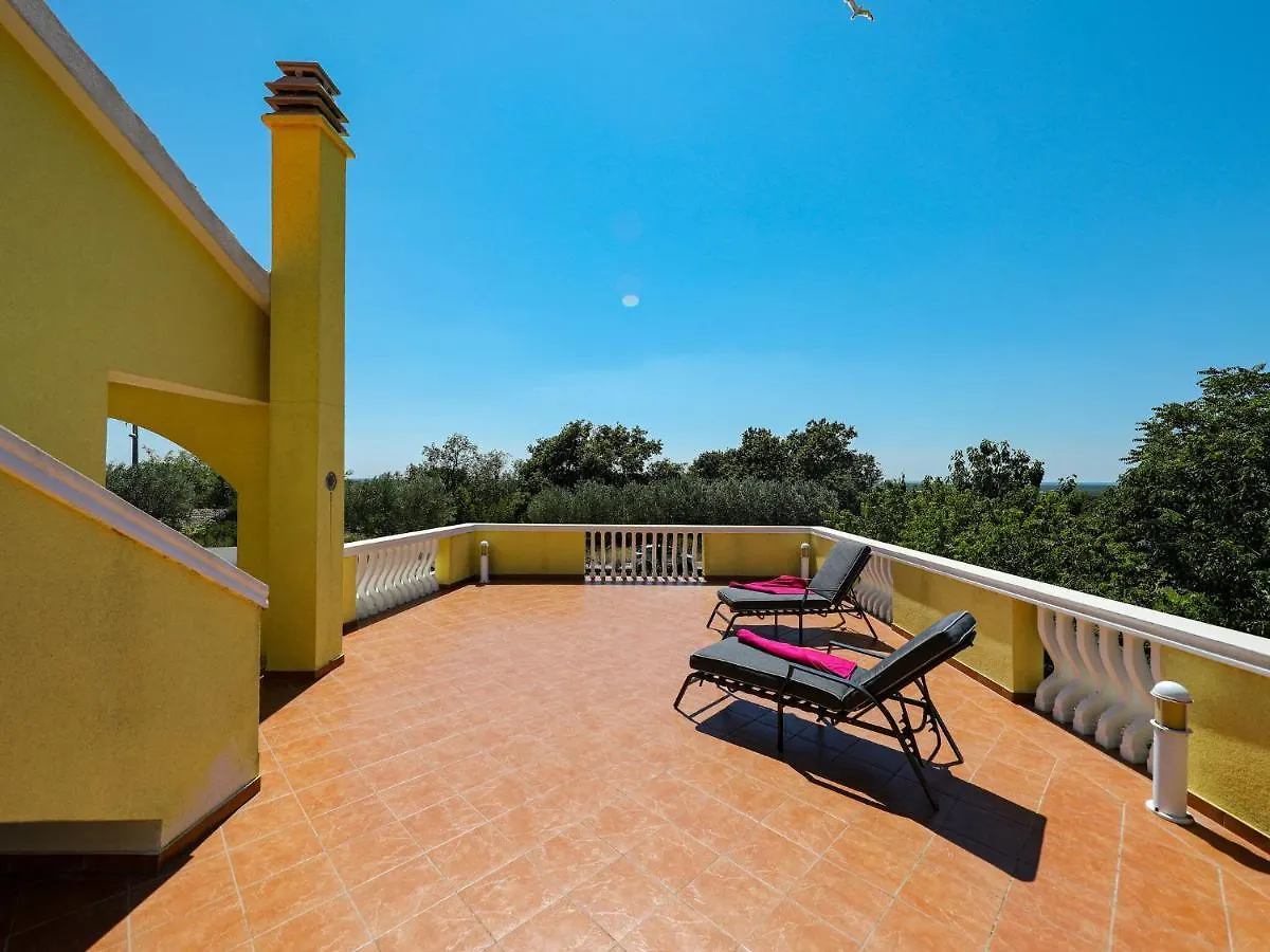 Lovely Holiday Home In Policnik With Private Pool 0*,  Croatia